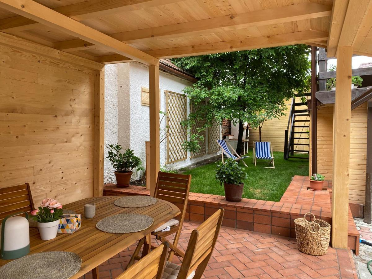 Victoria Gasthaus Rasnov - Charming Vacation House In Rasnov Extérieur photo