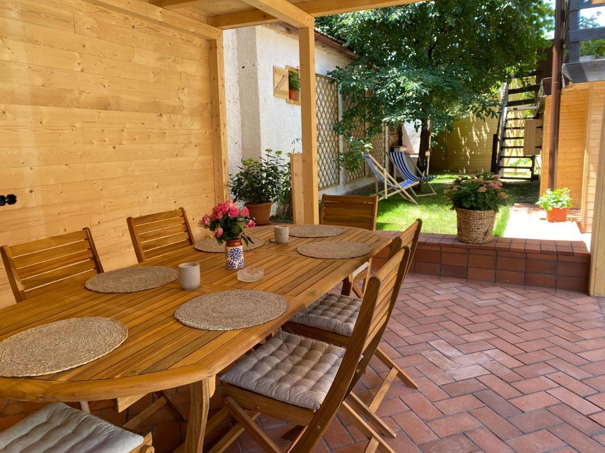 Victoria Gasthaus Rasnov - Charming Vacation House In Rasnov Extérieur photo