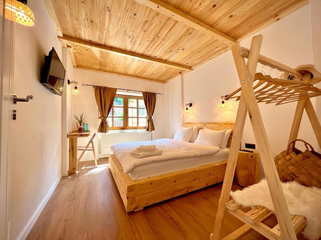 Victoria Gasthaus Rasnov - Charming Vacation House In Rasnov Extérieur photo
